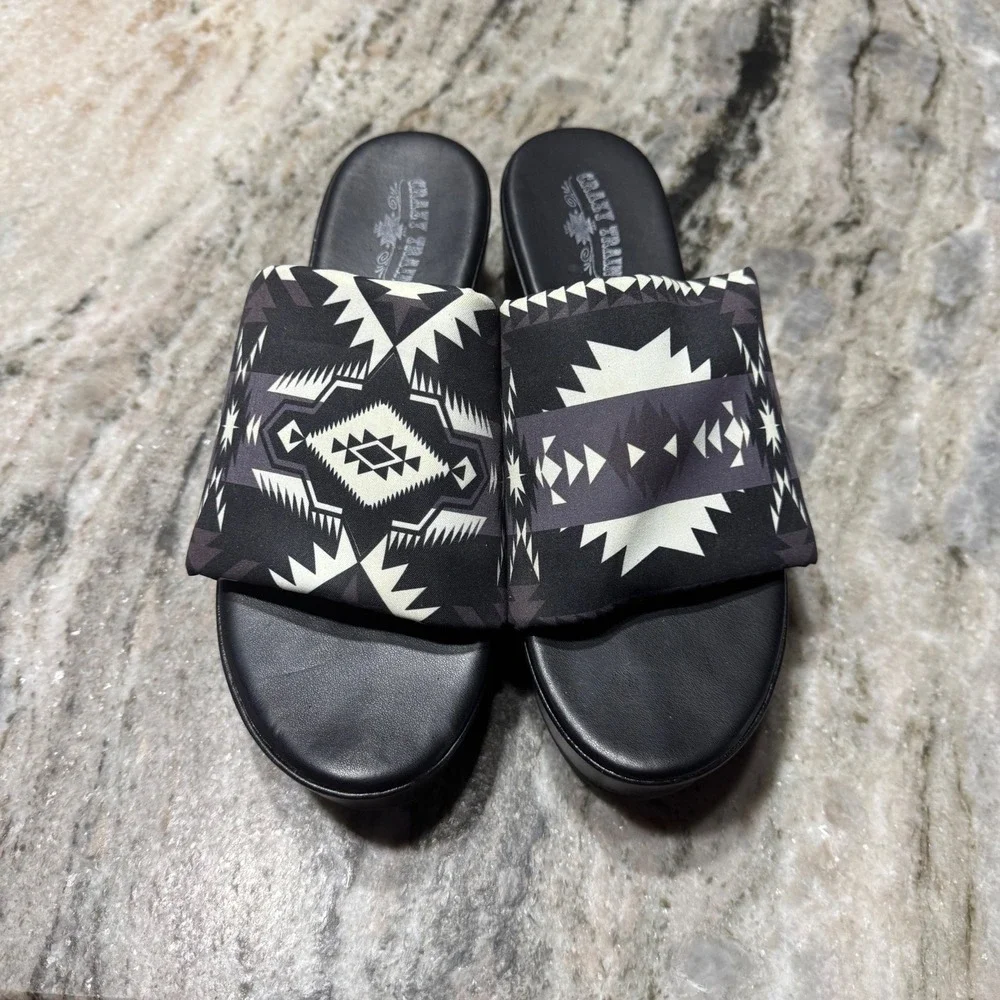 Crazy Train Platform Sandals Womens 9 Southwestern Print Black Wedge Slides Boho